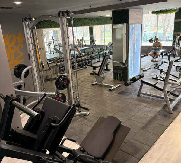 MOVE GYM